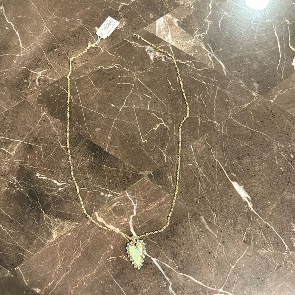 Kendra Scott 💙beautiful gold necklace, never worn!
